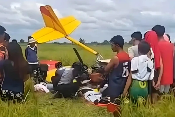 A plane crash in Tarlac rice field