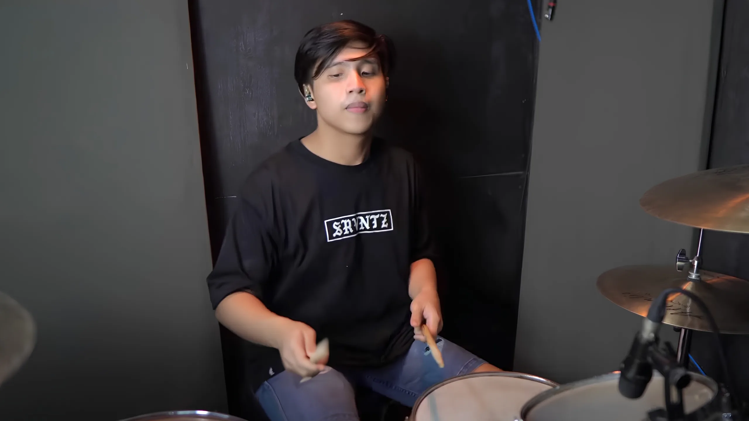 BINI drummer Zach Alcasid and Rey Cantong amid the unpaid performances issue.